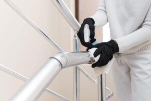 Eliminación de obstrucciones y limpieza de conductos verticales