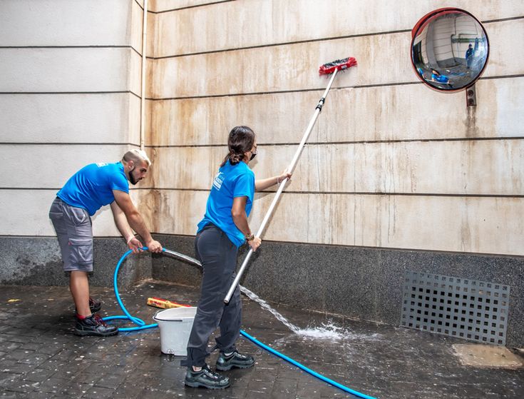 Limpieza y Mantenimiento para el Sector de Hostelería en Cartagena y Murcia